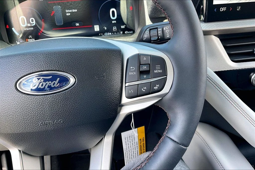 New 2026 Space White Metallic Ford Active image 18