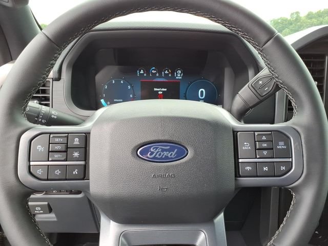 New 2026 Carbonized Gray Metallic Ford XLT image 26
