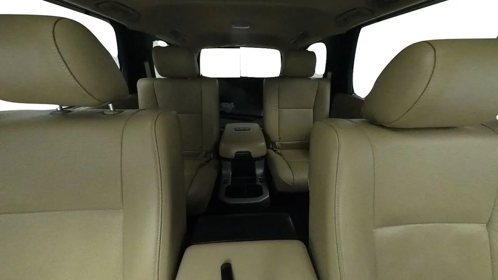 Used 2020 White Toyota Platinum image 33