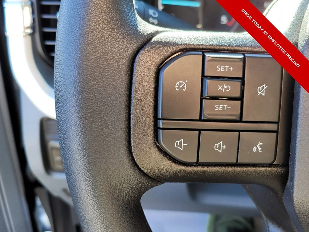 New 2026 Oxford White Ford F-250® XL image 25