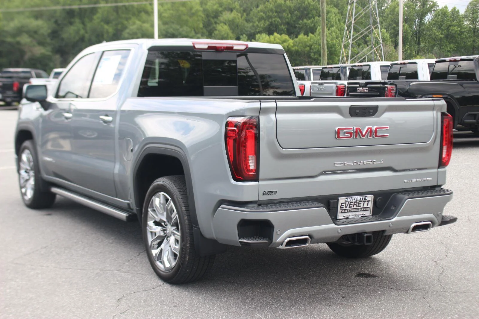 Used 2026 Sterling Metallic GMC Denali image 5