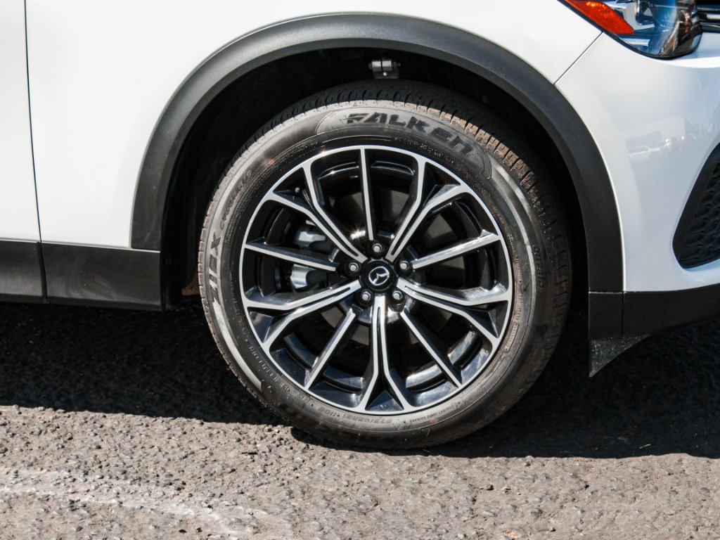 Used 2025 Rhodium White Premium Mazda Premium Plus Package image 4