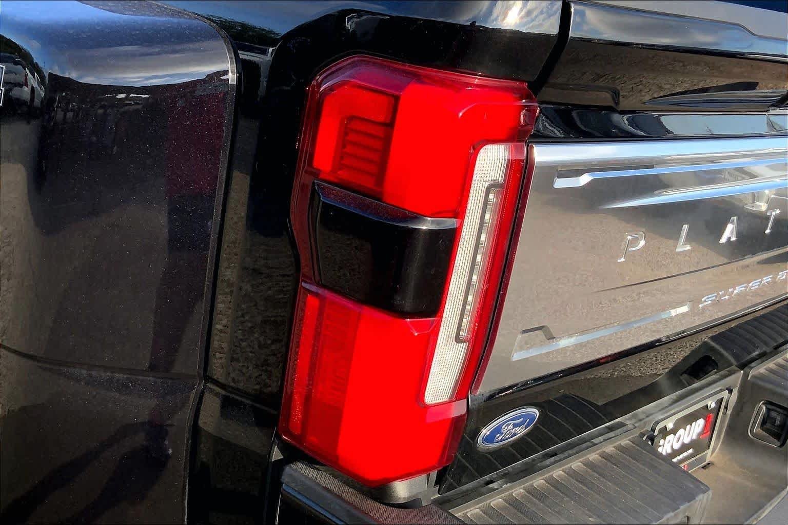 Used 2024 Agate Black Ford Platinum image 29