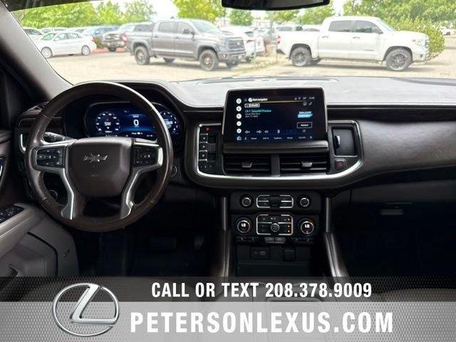 Used 2022 Gray Chevrolet Z71 image 16
