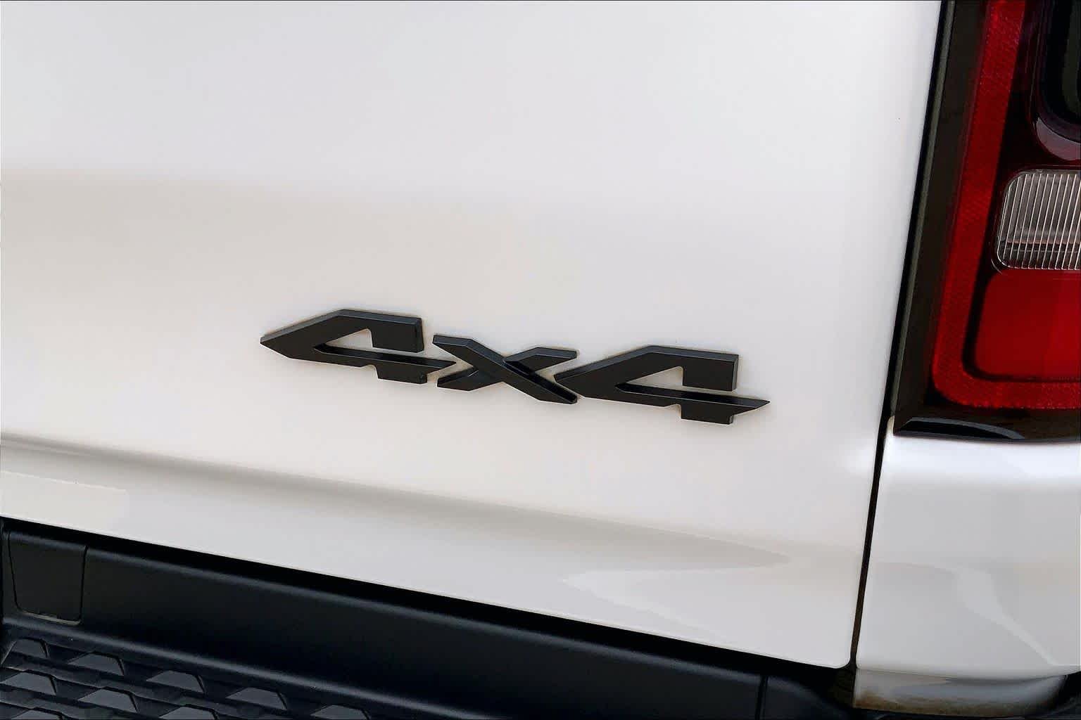 Used 2022 Bright White Clearcoat Ram Laramie image 10