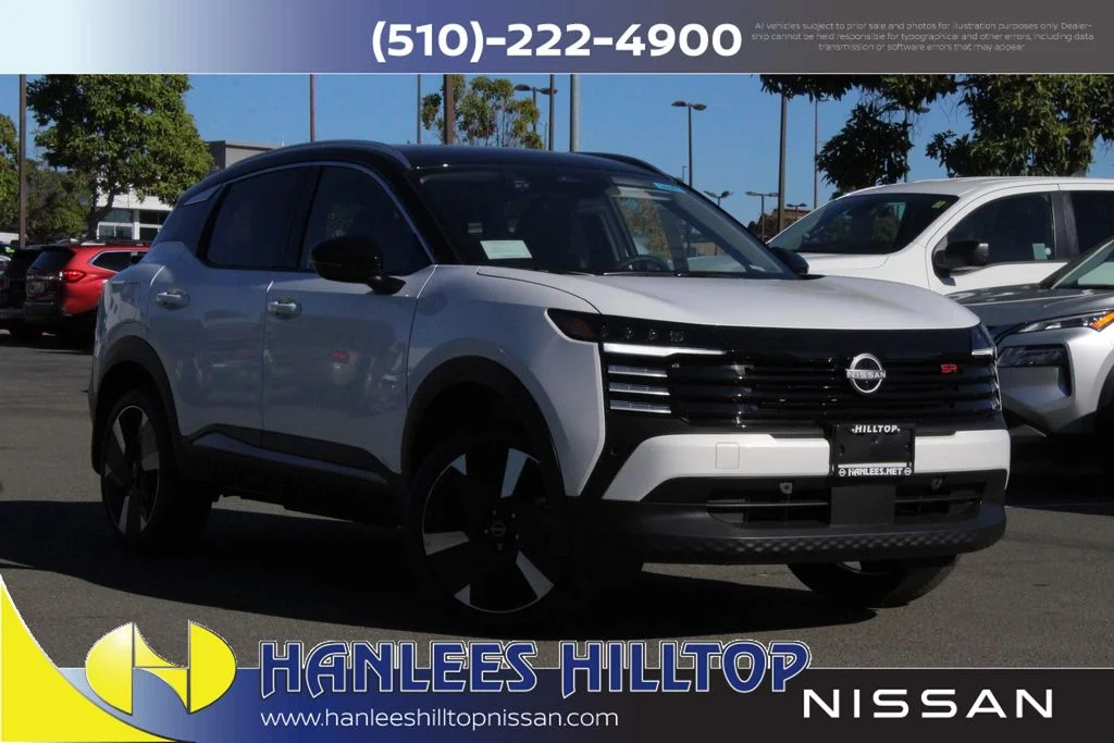2025 Nissan Kicks 2.0 SR's photo