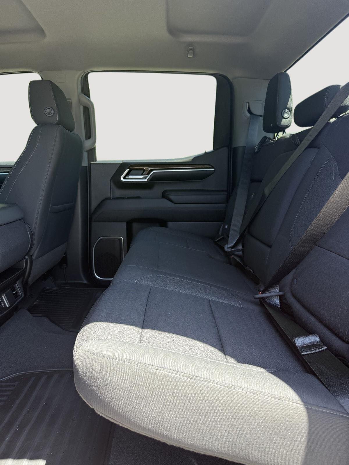 Used 2022 Cayenne Red Tintcoat GMC Elevation image 20