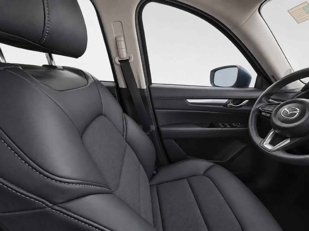 Used 2020 Blue Mazda Touring image 25