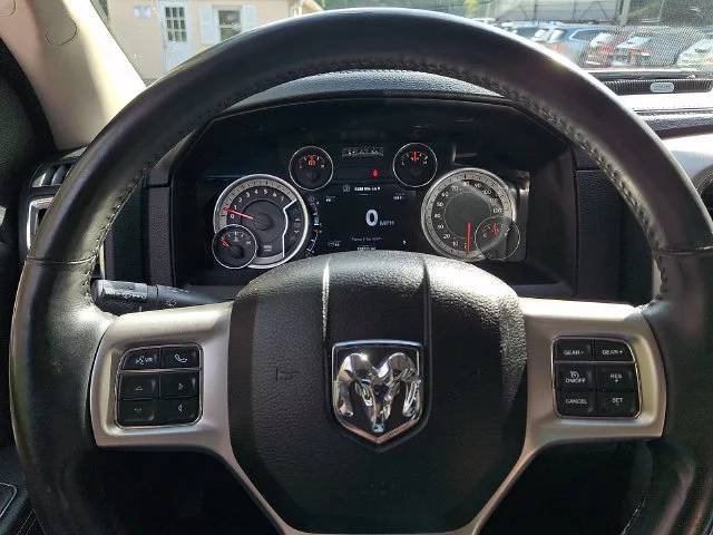 Used 2015 Red Ram Laramie image 21