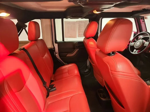 Used 2014 Gray Jeep Unlimited Sport image 17