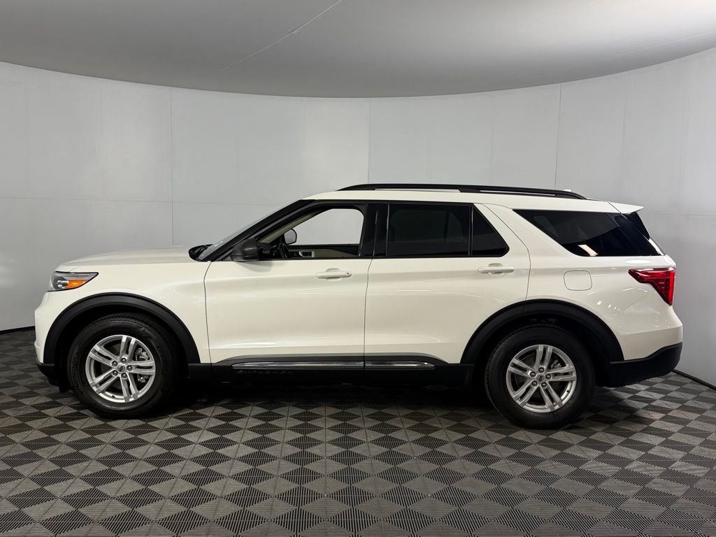 Used 2023 White Ford XLT image 7