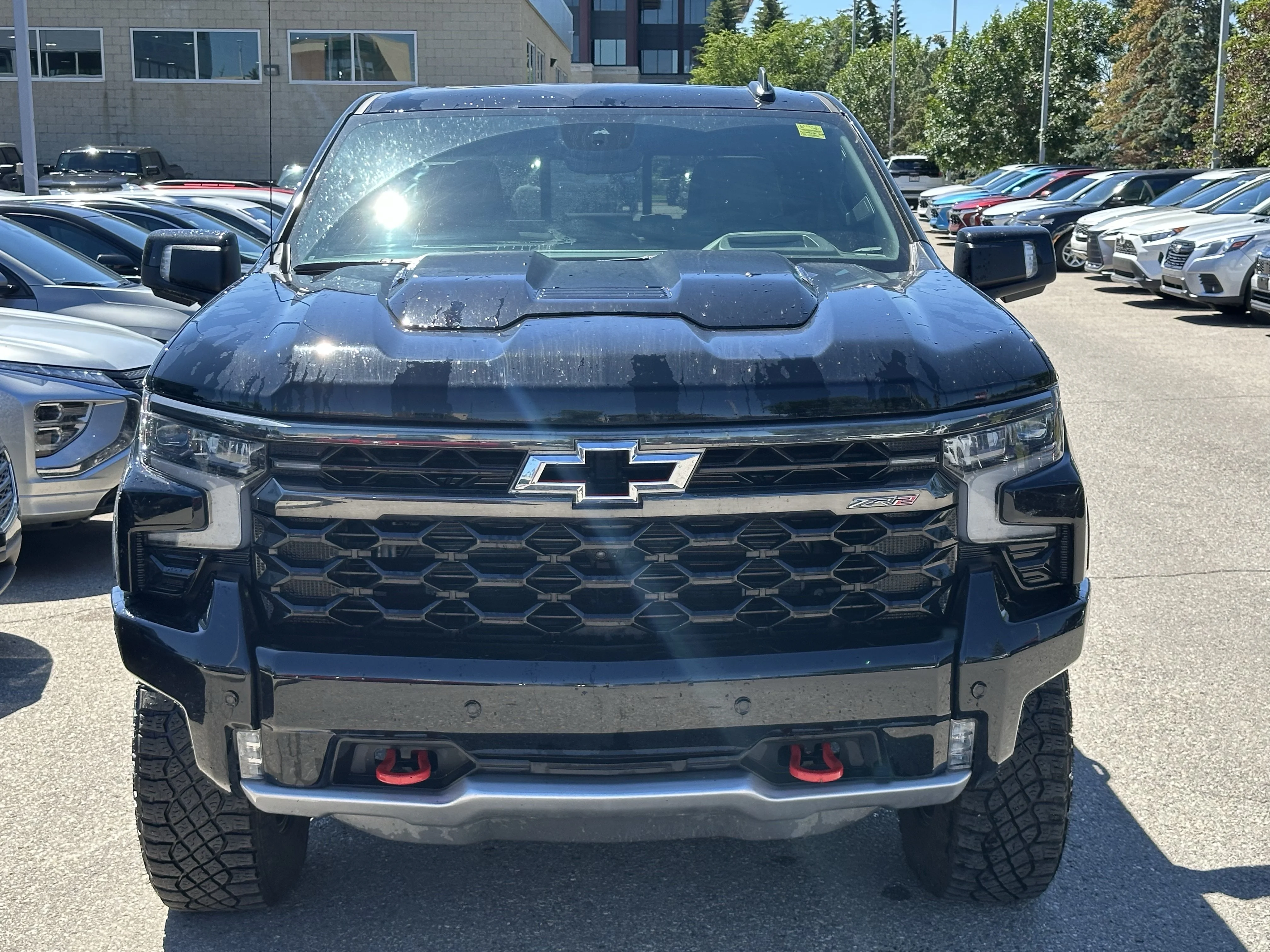 Certified Used 2025  Chevrolet ZR2 image 2