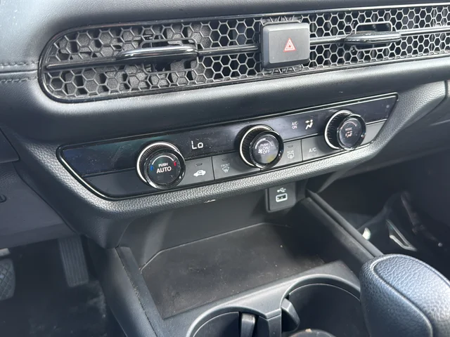 Used 2025 White Honda LX image 21