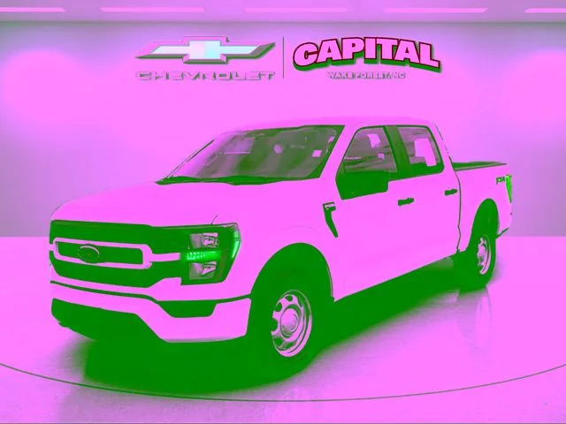 Used 2023 White Ford XL image 1
