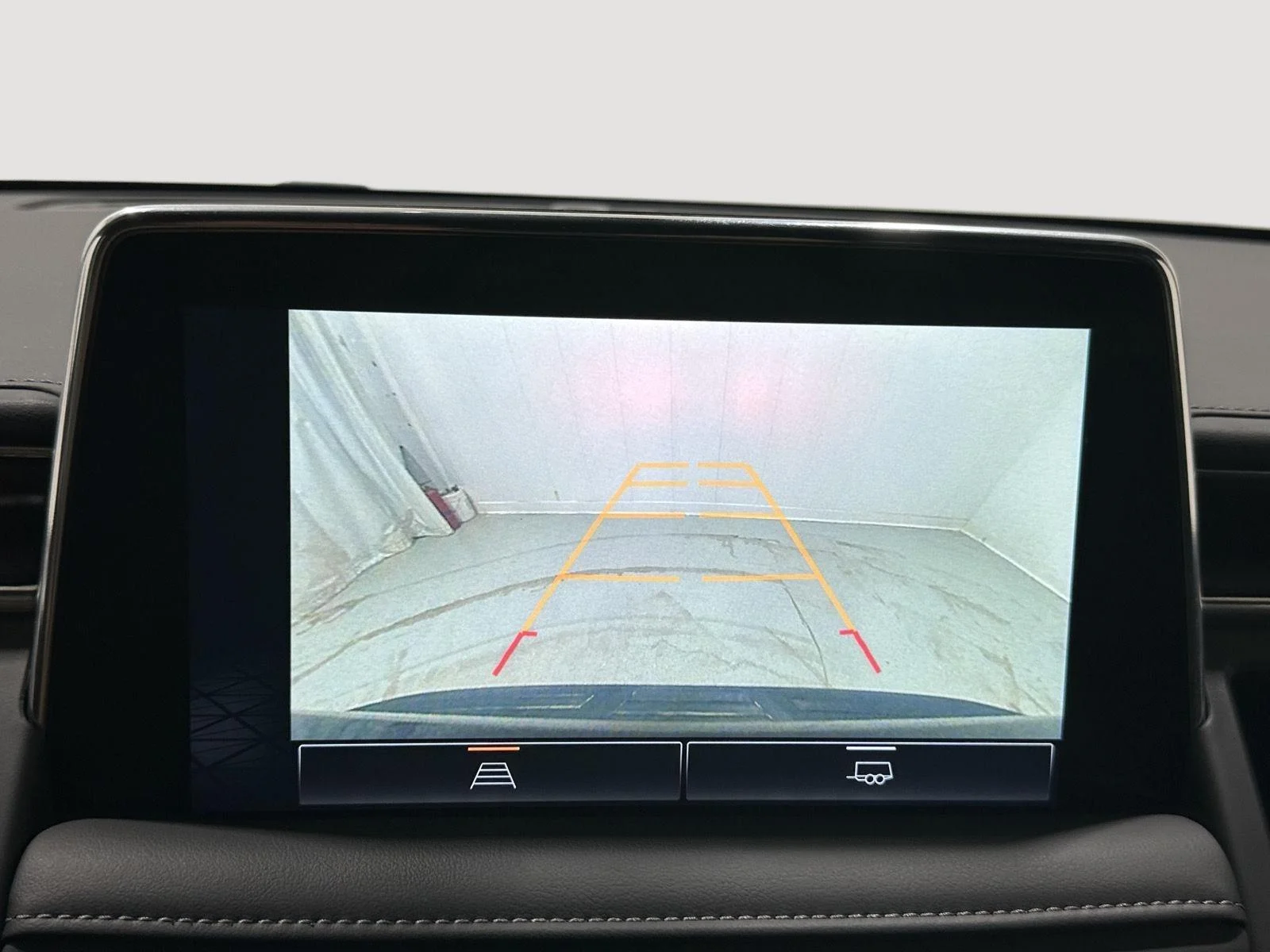 Used 2024 Onyx Black GMC SLE image 13