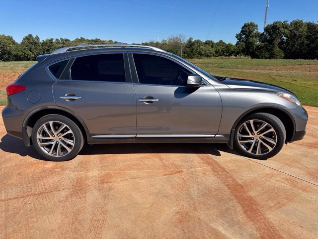 Used 2016 Gray INFINITI  image 4