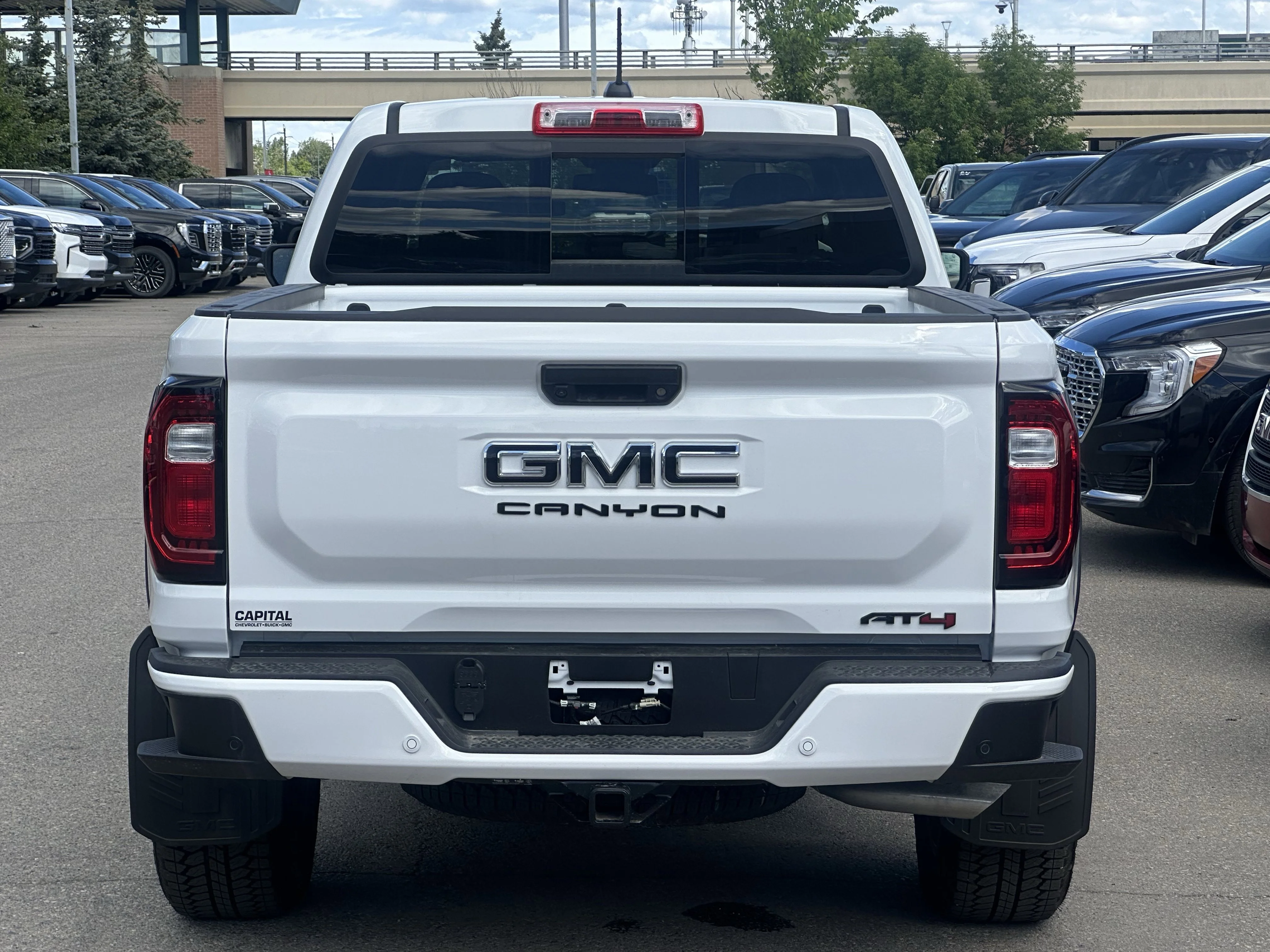 New 2026 Summit White GMC AT4 image 5