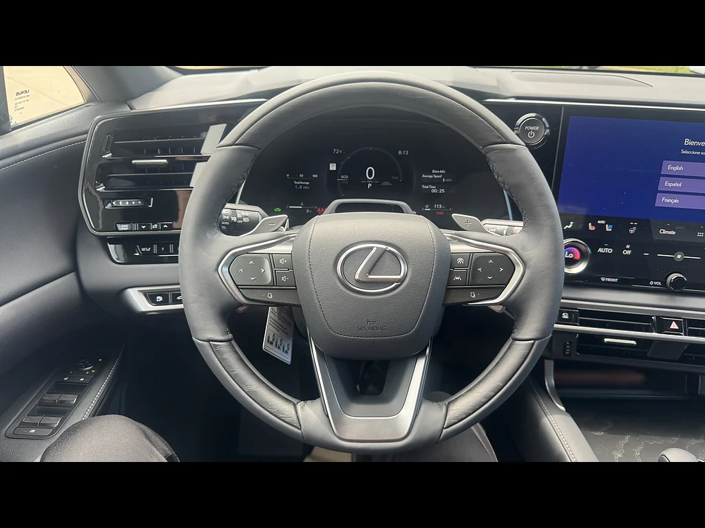 New 2026 Eminent White Pearl Lexus Premium+ image 14