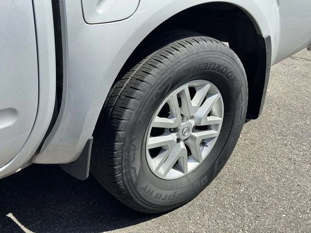 Used 2019 Silver Nissan SV image 9