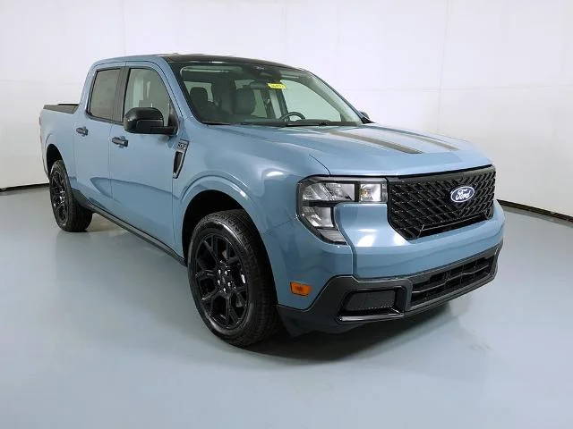 New 2026 Azure Gray Metallic Tri-Coat Ford XLT image 24