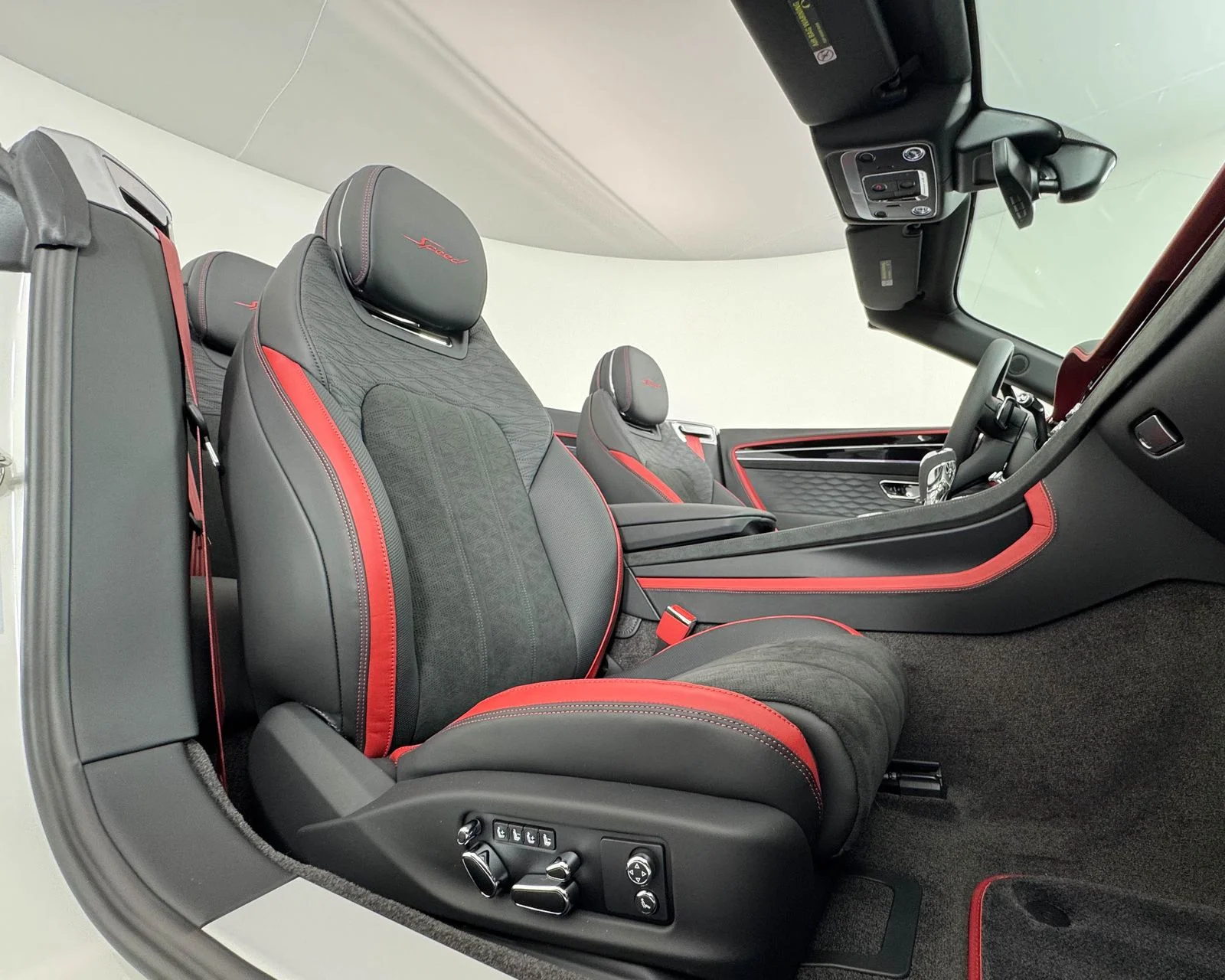New 2025 Glacier White Bentley Speed image 36