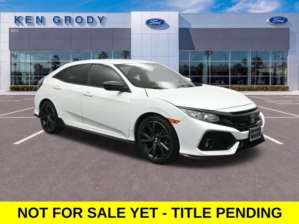 2018 Honda Civic Sport's photo