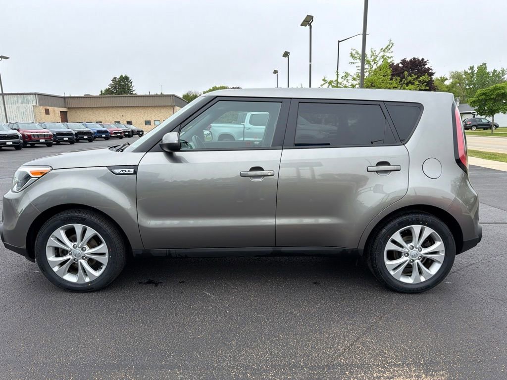 Used 2014 Gray Kia + image 7