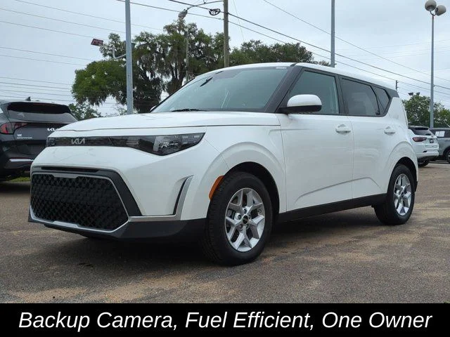 2025 Kia Soul 2.0L LX IVT's photo