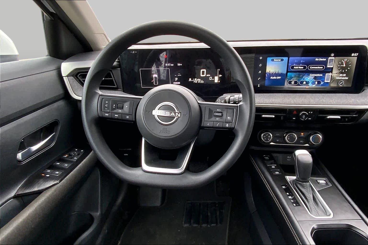 Used 2025 Aspen White Tricoat Nissan SV image 11