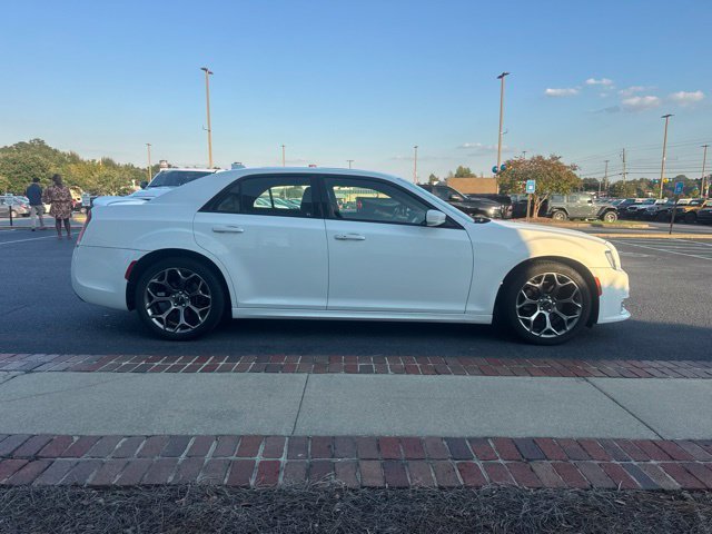 Used 2018 White Chrysler S image 5