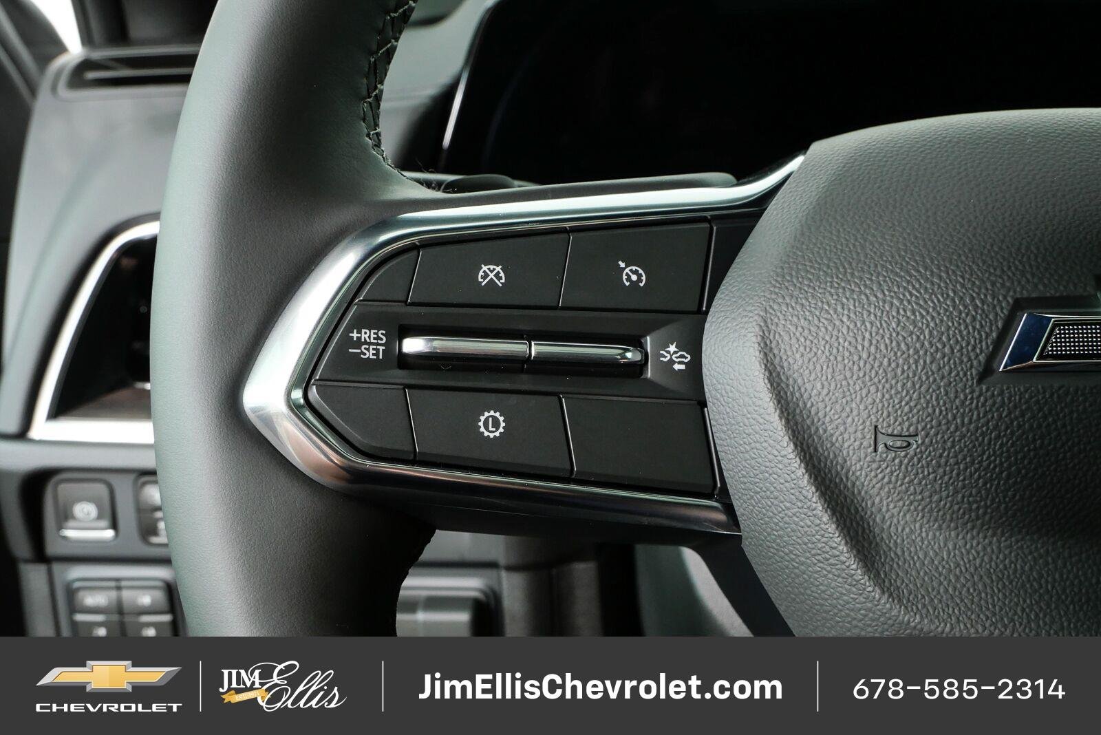 2026 Chevrolet Suburban Z71 - Photo 11