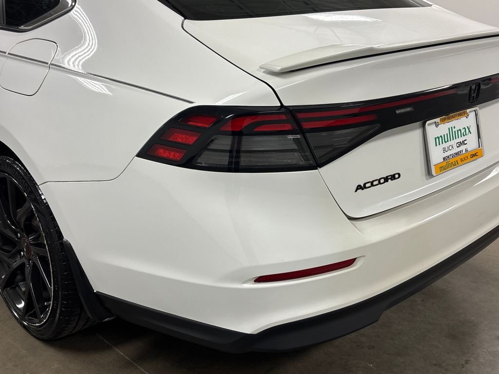 Used 2023 White Honda LX image 14