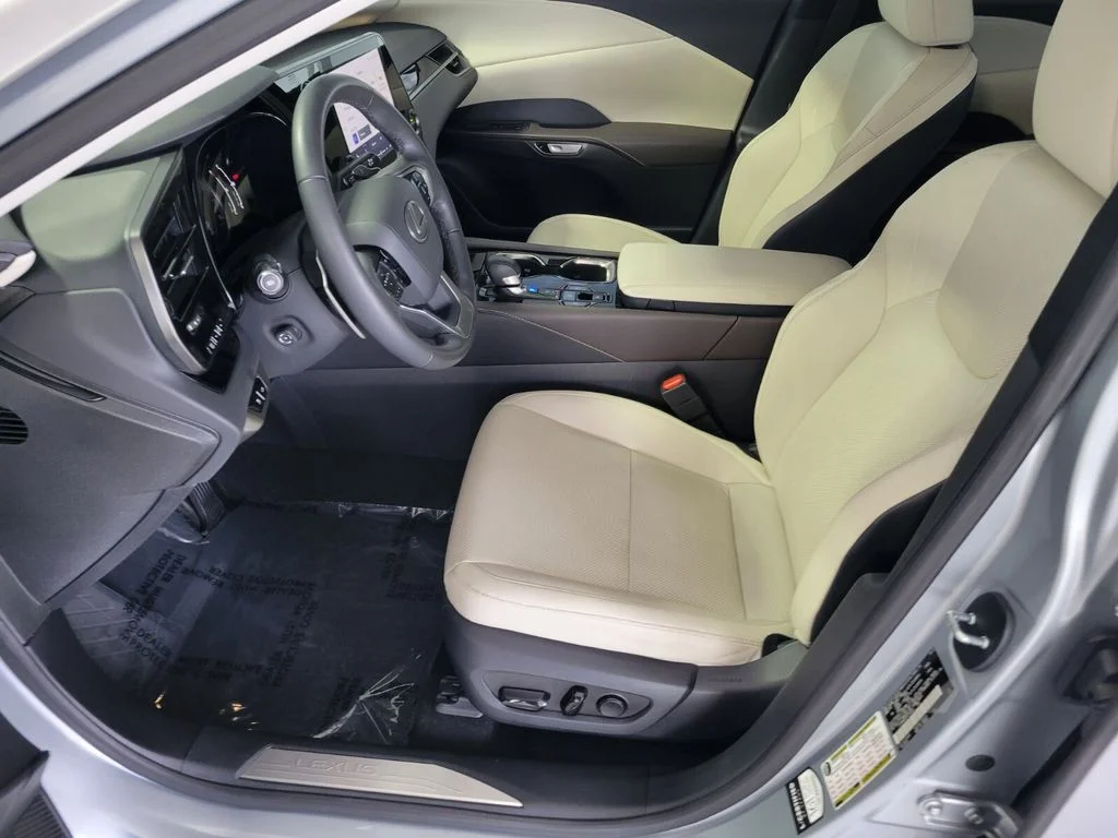 Certified Used 2023 IRIDIUM Lexus 350 image 11