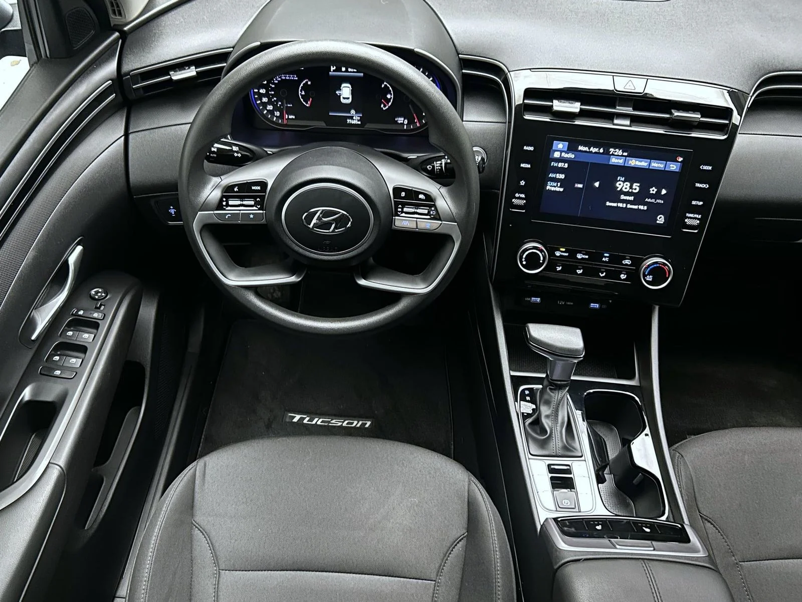 Used 2022 Gray Hyundai SEL image 14