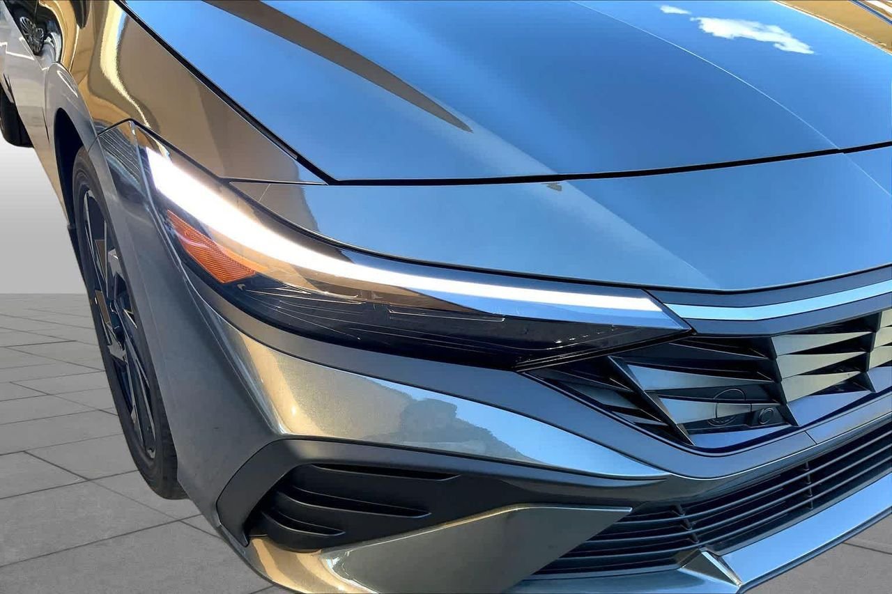 New 2026 Amazon Gray Hyundai SEL Sport Plus image 12