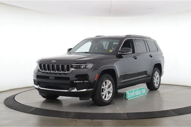 Used 2023 Black Jeep Limited image 10