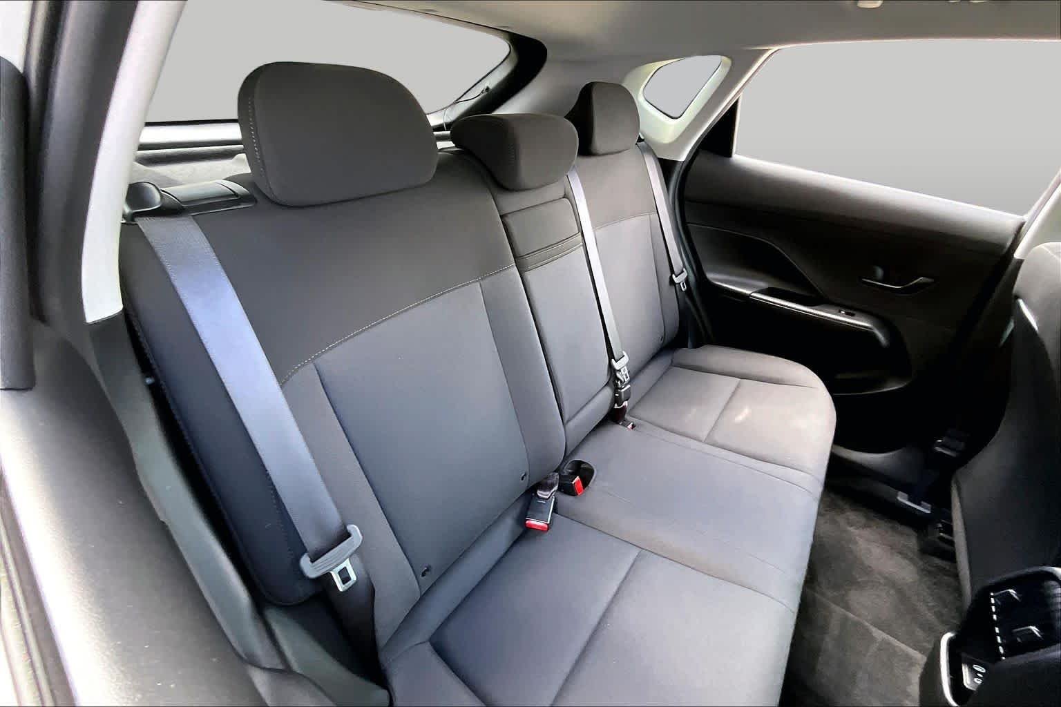 Used 2025 Cyber Gray Metallic Hyundai SEL image 18