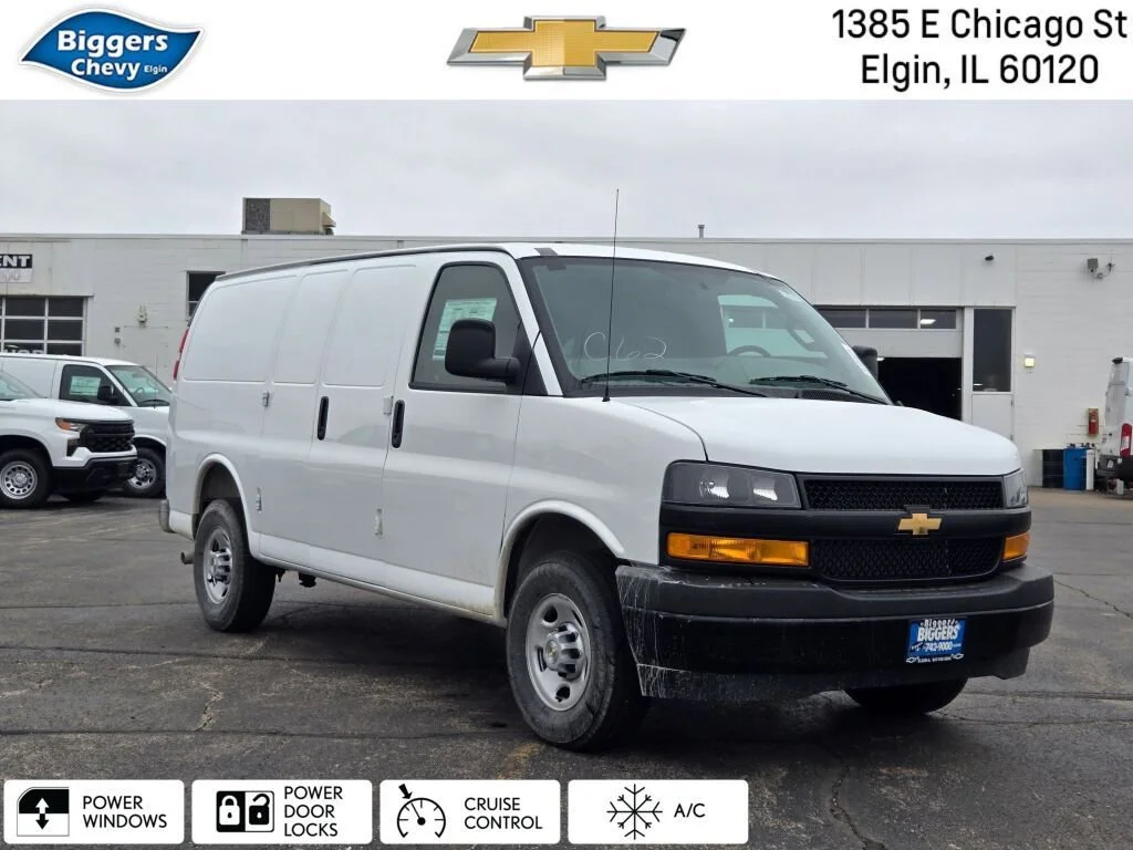 2026 Chevrolet Express 2500 Work Van HD's photo