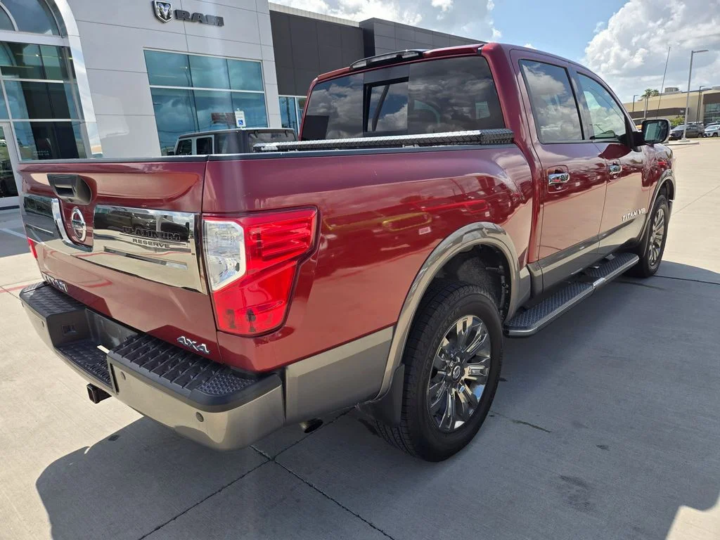 Used 2018 Red Nissan Platinum Reserve image 3