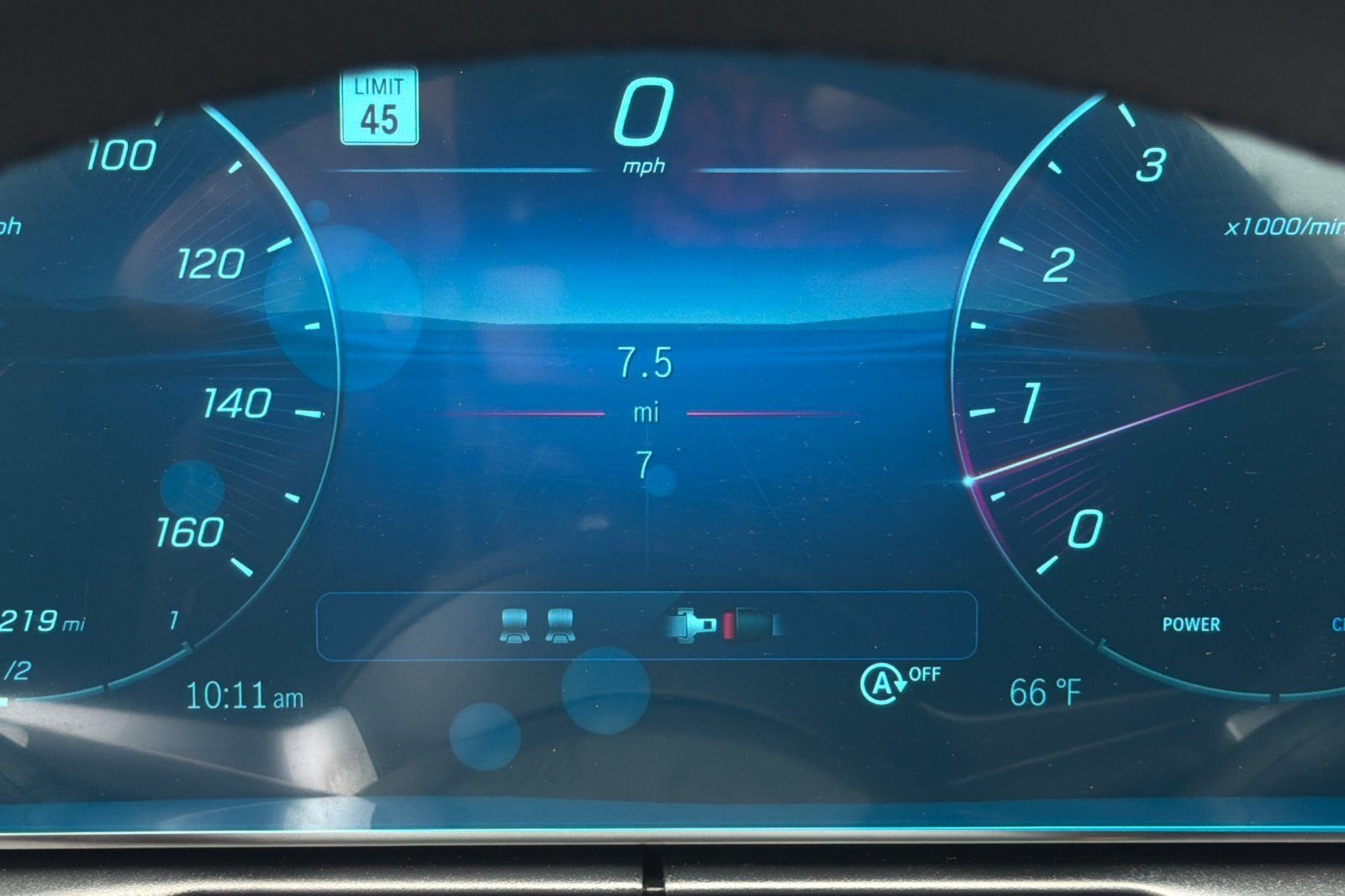 New 2026 Polar White Mercedes-Benz CLE 450 image 37
