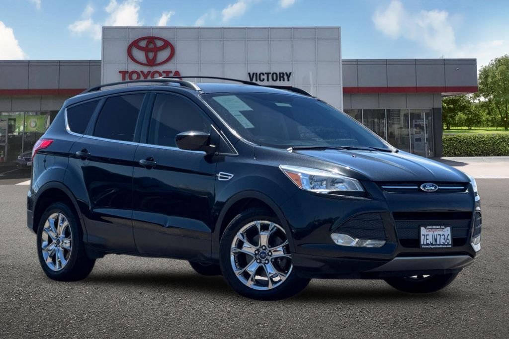 Used 2014 Ford Escape SE with VIN 1FMCU9GX5EUB47774 for sale in San Bruno, CA
