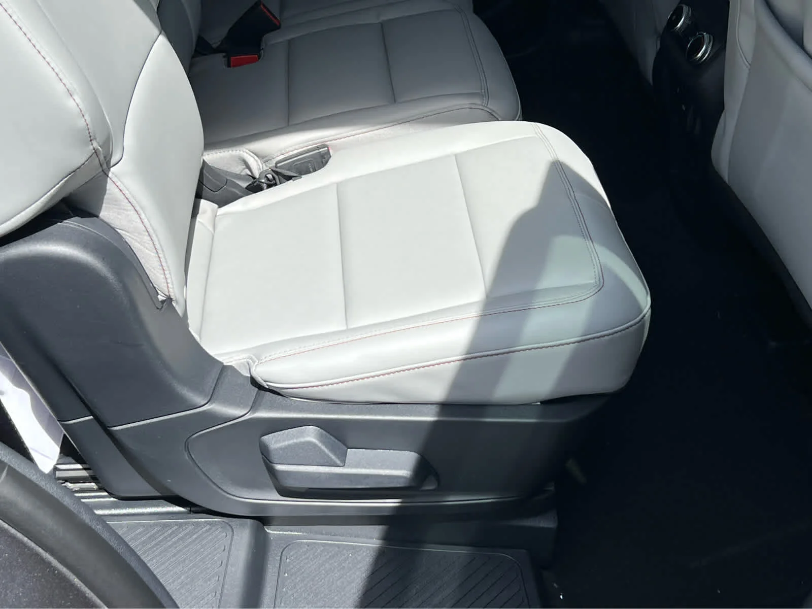 New 2026 Carbonized Gray Metallic Ford Active image 21