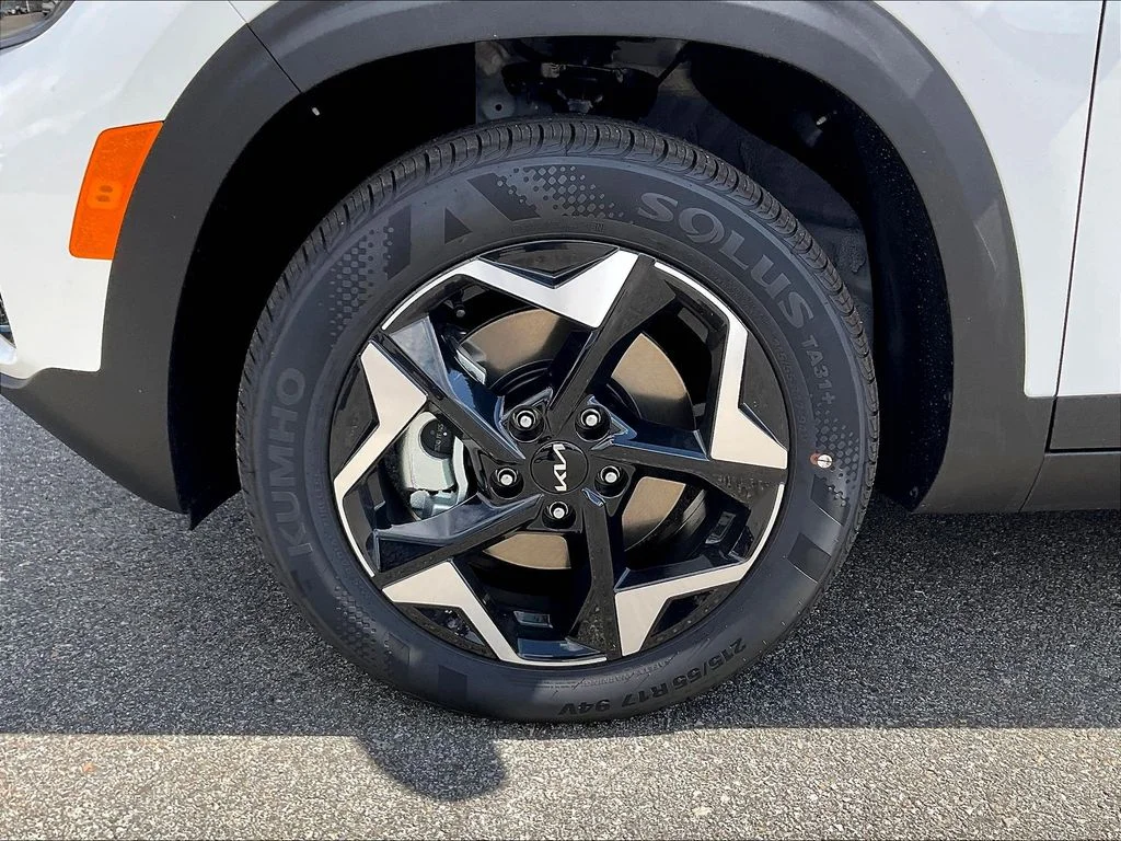 2026 Kia Seltos EX - Photo 8
