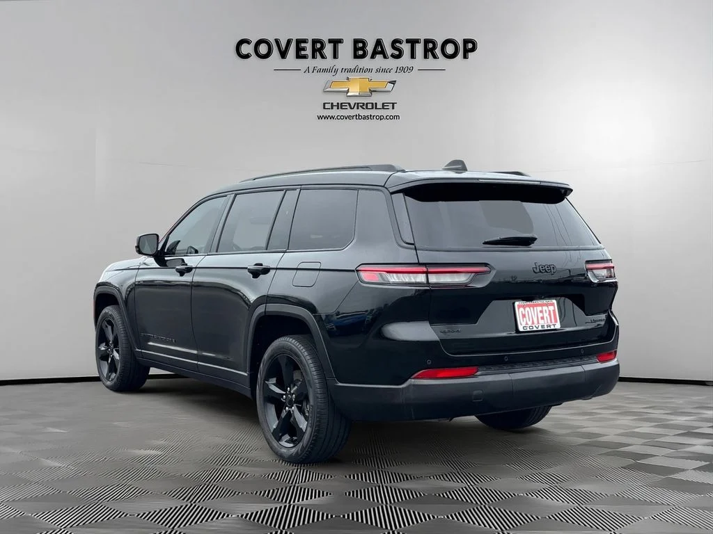 Used 2024 Black Jeep Limited image 5