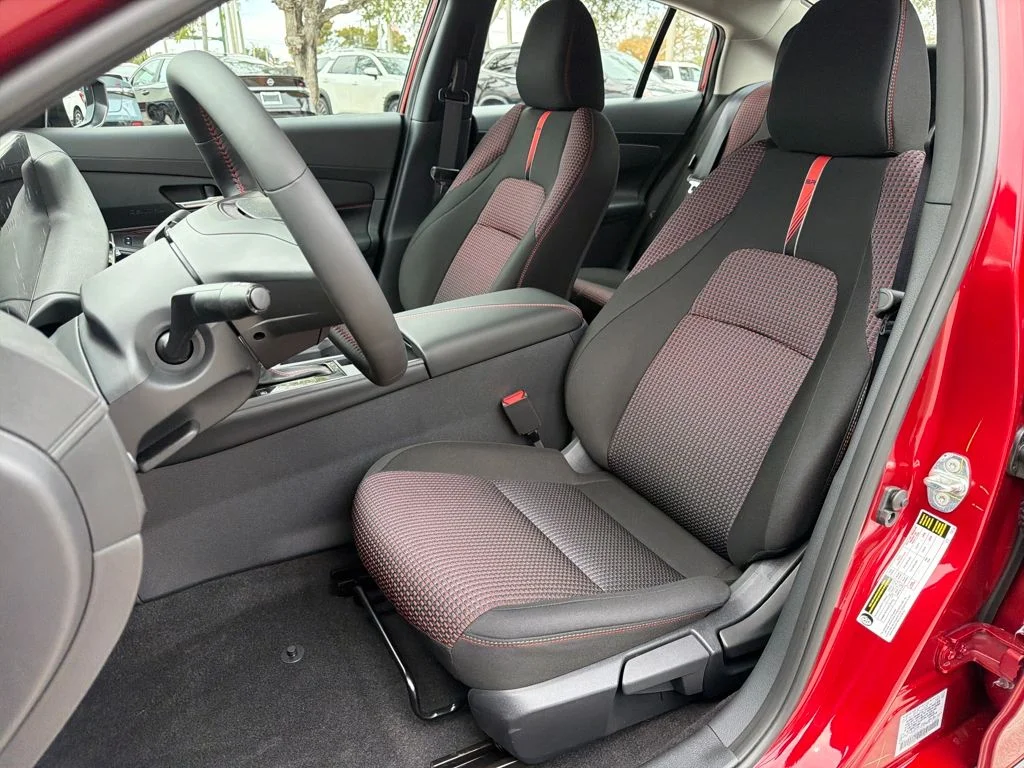 New 2026 Scarlet Ember Tintcoat Nissan SR image 28