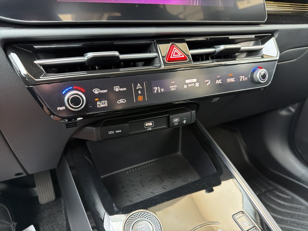 Used 2023 Green Kia EX image 22