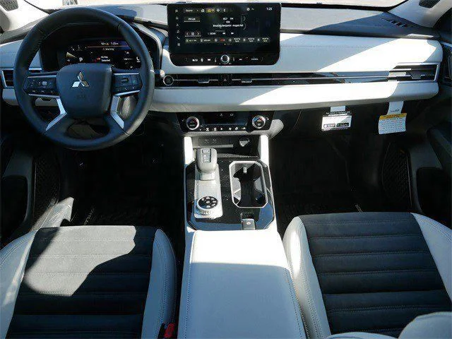 New 2026 Cosmic Blue Metallic Mitsubishi SE TECH image 7