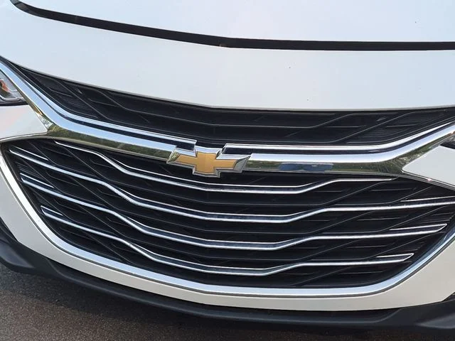 Used 2024 White Chevrolet LT image 24