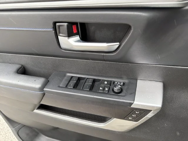 Used 2024 Silver Toyota Platinum image 23