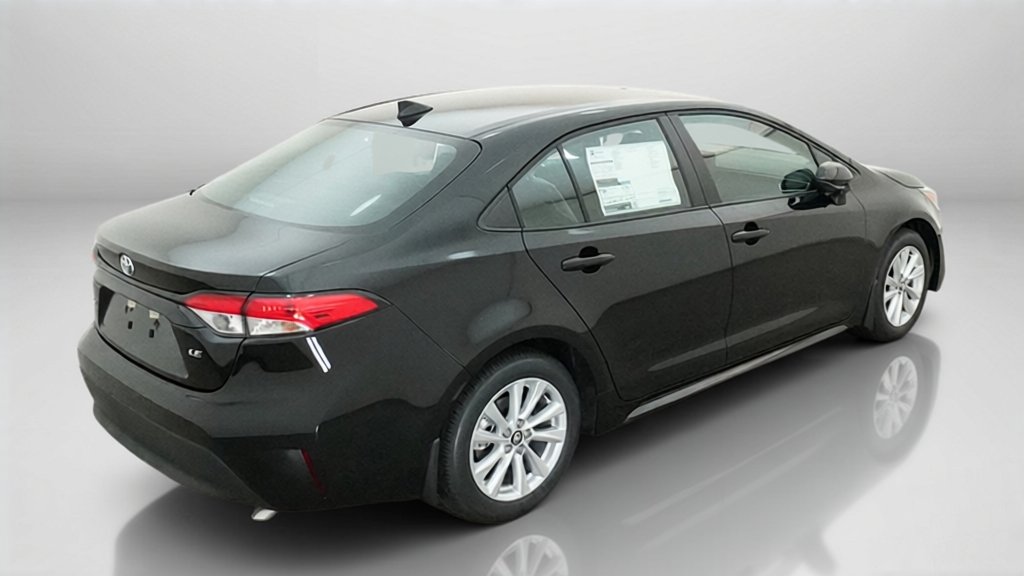 New 2027 Inked Toyota LE image 39